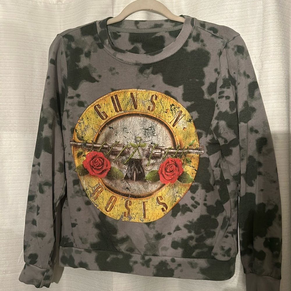Guns and roses graphic crew neck